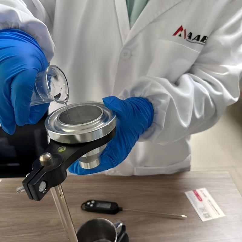 ¿Cómo elegir el acetato butirato de celulosa (CAB) adecuado para recubrimientos de madera? Desde la velocidad de secado hasta la dureza, todo lo que necesita saber.